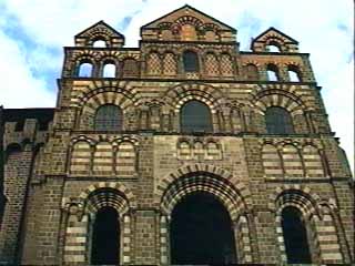 Le Puy Facade