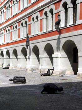 Graz_)Scupltures12